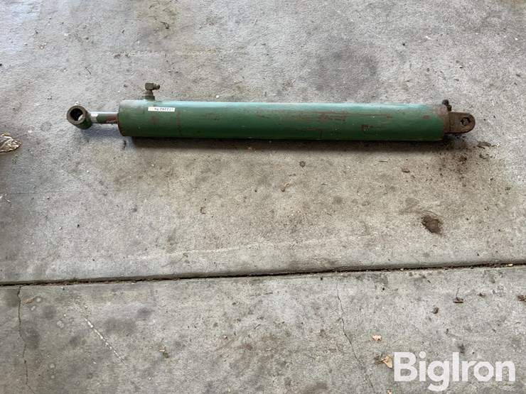 john-deere-cylinder-image-4