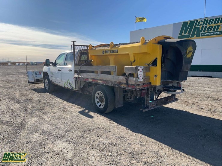 2014-gmc-sierra-3500hd-image-3