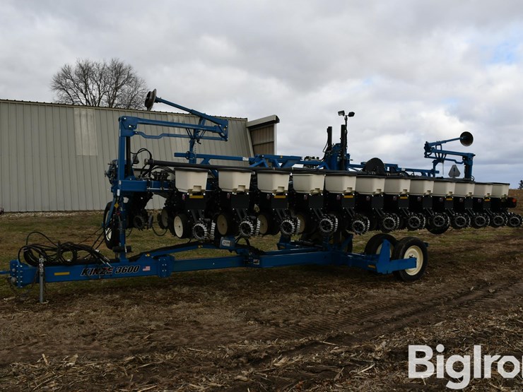 kinze-3600-image-1