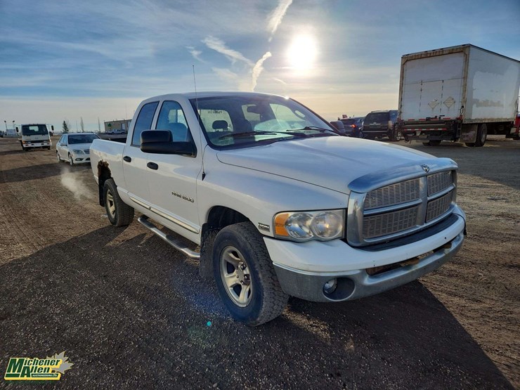 2004-dodge-ram-1500-image-2