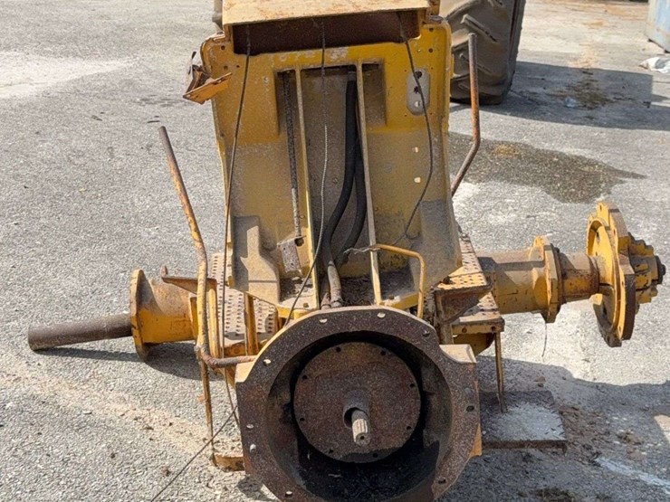 serial-no.4-minneapolis-moline-jet-star-3-transmission-and-rearend-image-3