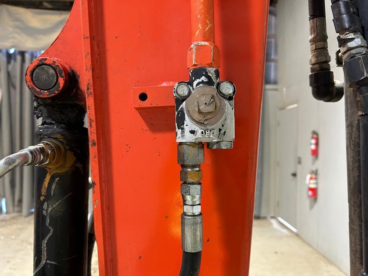 2021-kubota-kx057-4-image-9