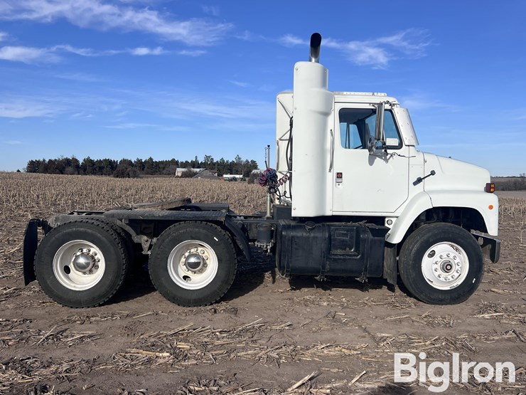 1987-international-f2375-t/a-truck-tractor-image-4