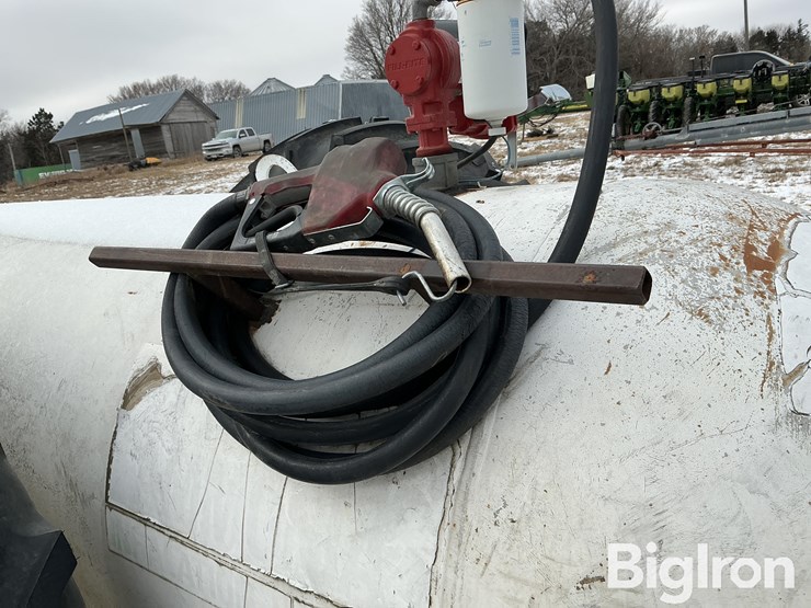 1000-gallon-portable-fuel-tank-image-16