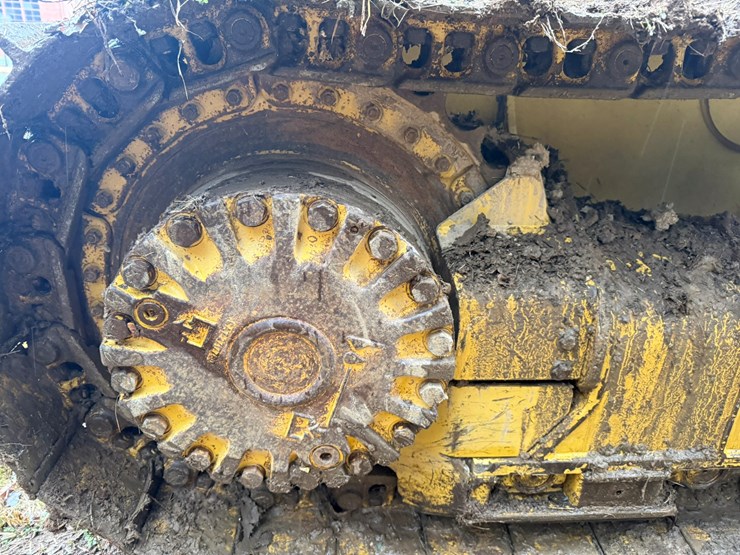 caterpillar-d1-image-57