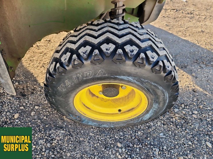 john-deere-gator-tx-image-11