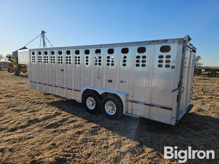 2009-wilson-livestock-trailer-image-5