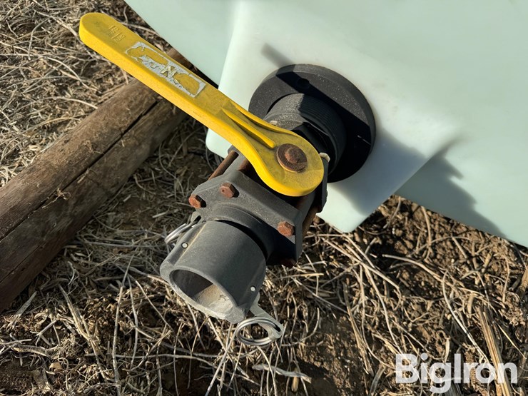 3200-gallon-water-tank-image-10