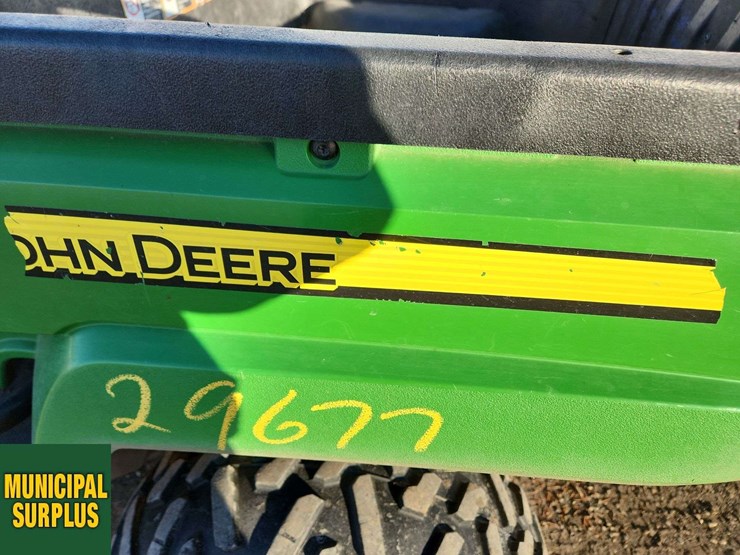 john-deere-gator-image-32
