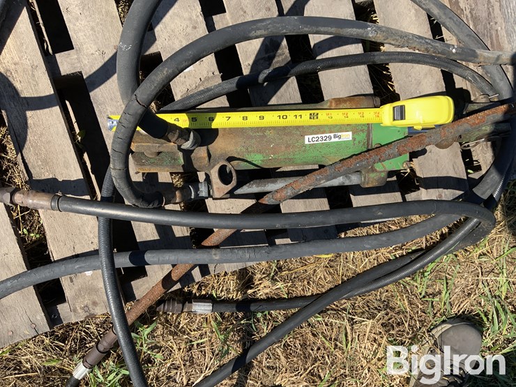 john-deere-hydraulic-cylinder-image-9