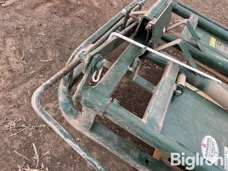 big-valley-cattle-head-catch-image-15