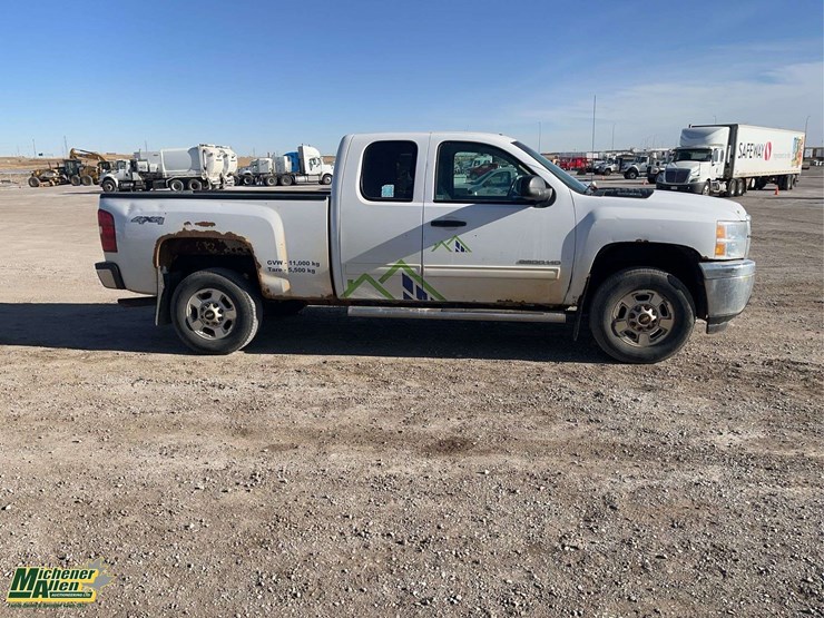 2012-chevrolet-silverado-2500hd-image-7