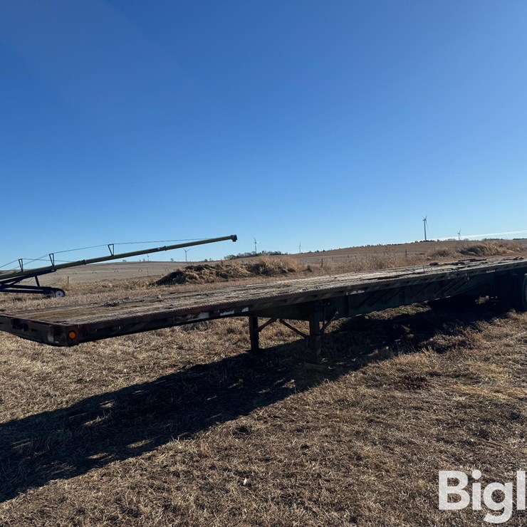 1988 FRUEHAUF FLATBED