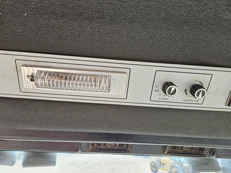 case-ih-8830-image-50