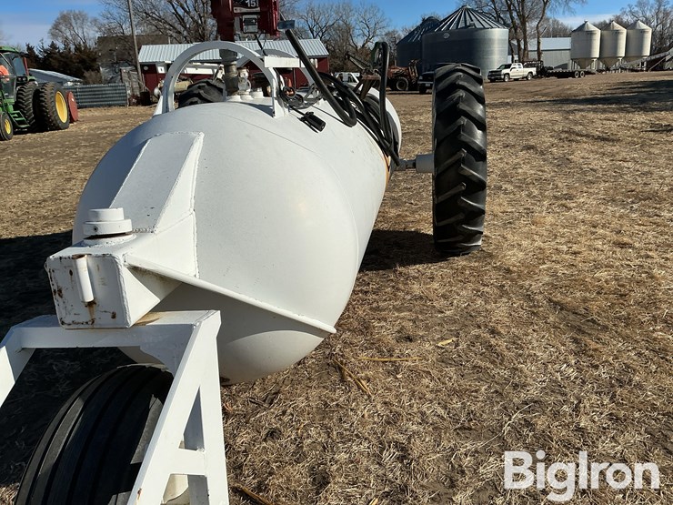 s/a-1,000-gallon-fuel-trailer-image-11