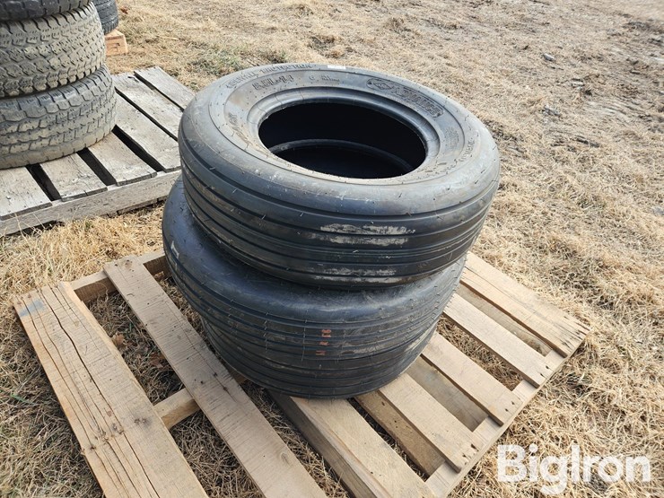 14"-implement-tires-image-3