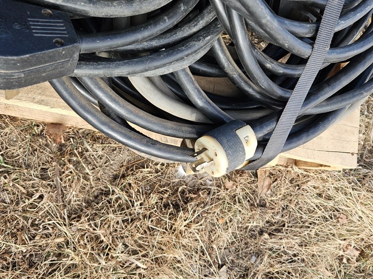 220v-extension-cords-image-13