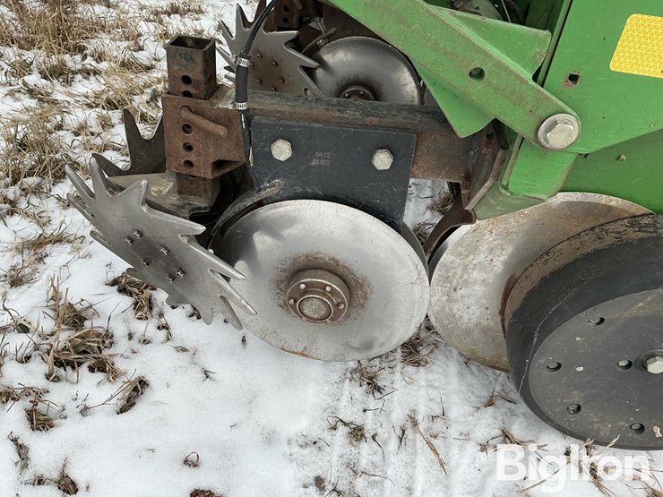 2005-john-deere-1770-image-18