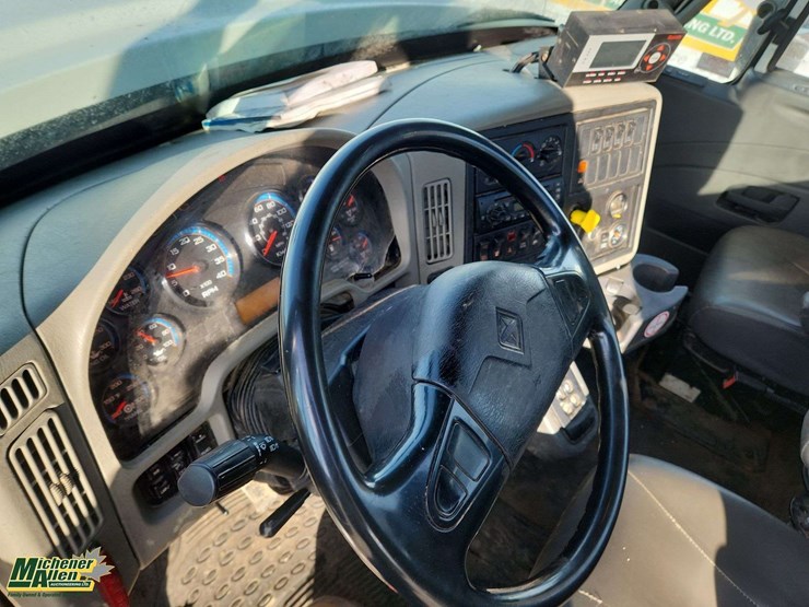 2012-international-workstar-7400-image-18