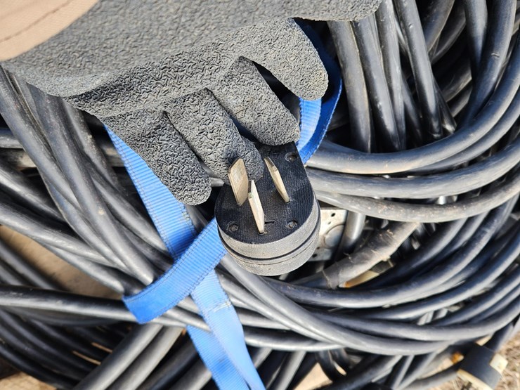 220v-extension-cords-image-10