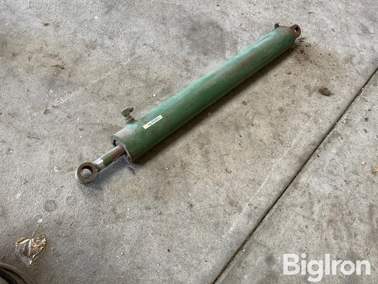 john-deere-cylinder-image-3