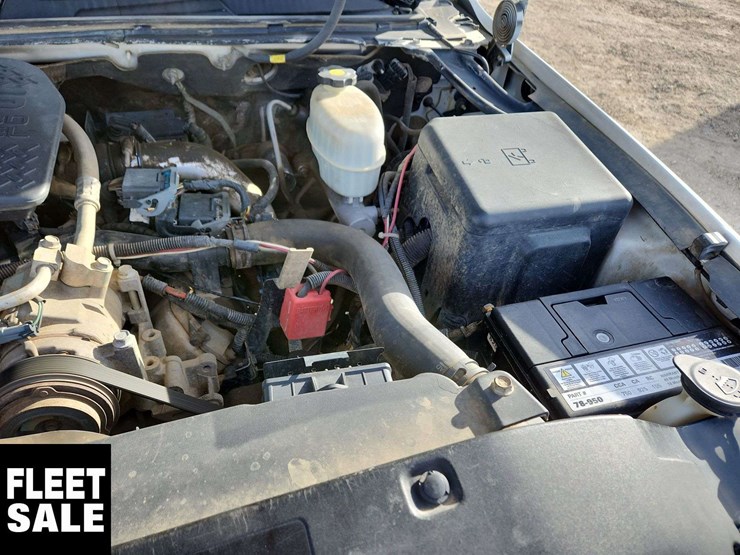 2006-gmc-sierra-3500-image-29