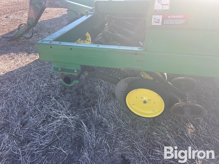 john-deere-750-image-13