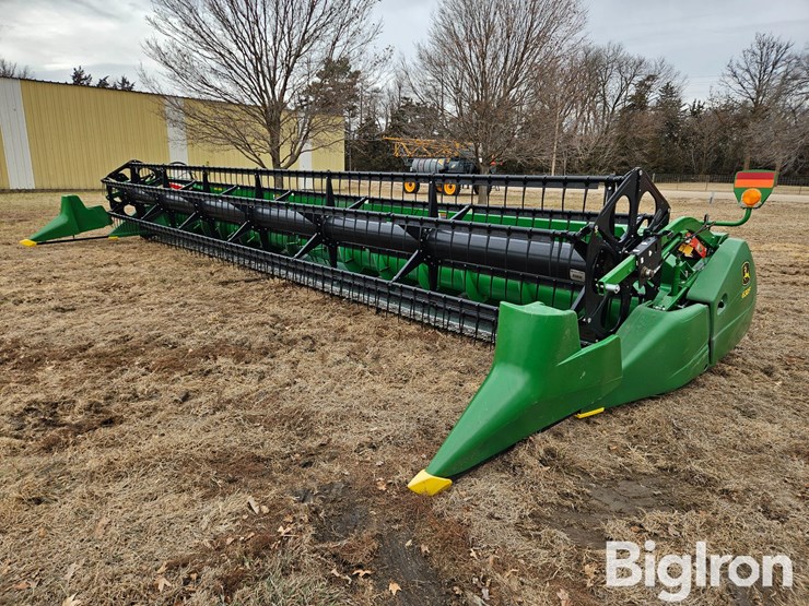 2018-john-deere-630f-image-1