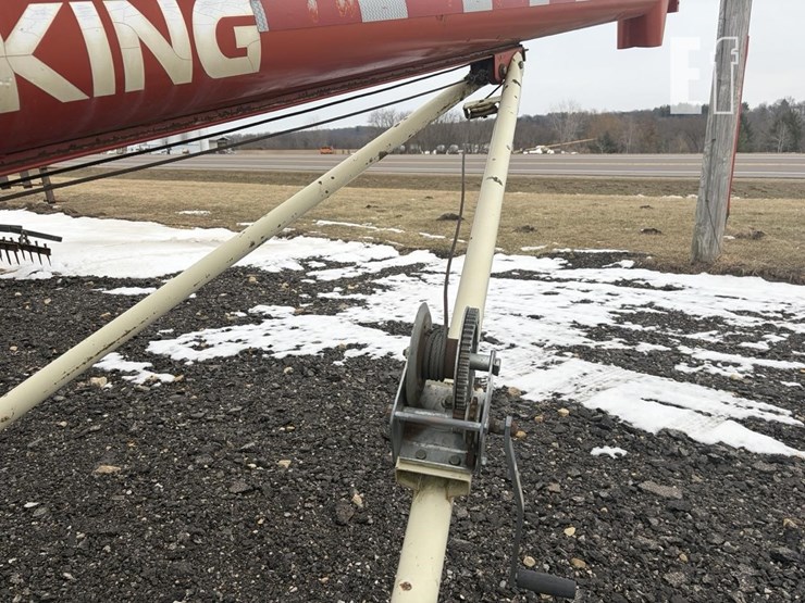 buhler-farm-king-1031-image-8