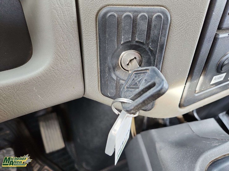 2008-international-durastar-4300-image-11