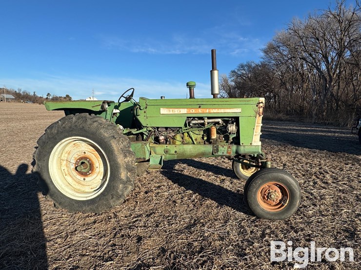 1965-oliver-1650-image-4