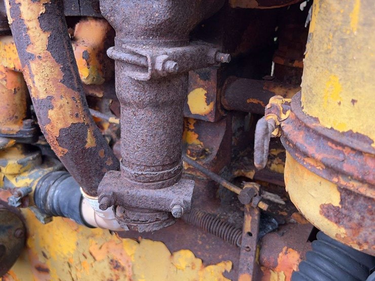 minneapolis-moline-445-image-32