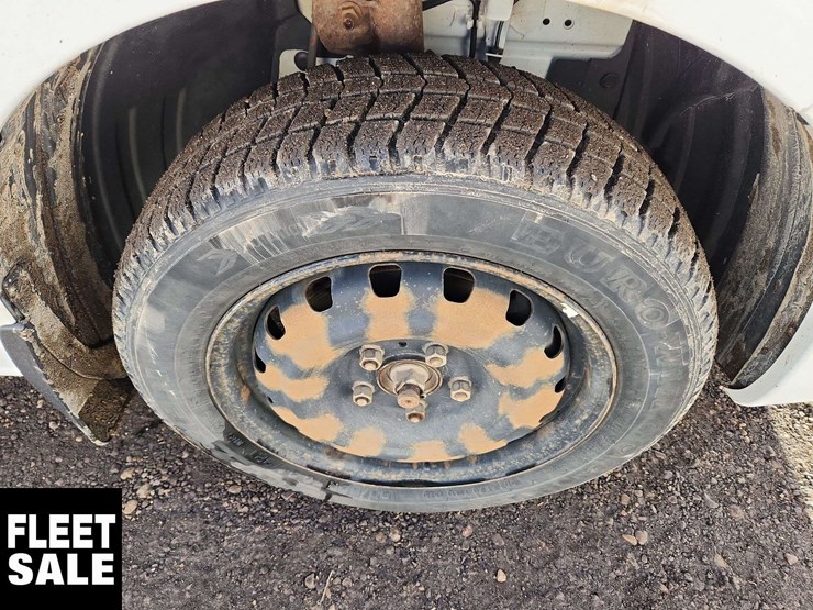 2018-nissan-nv200-image-13