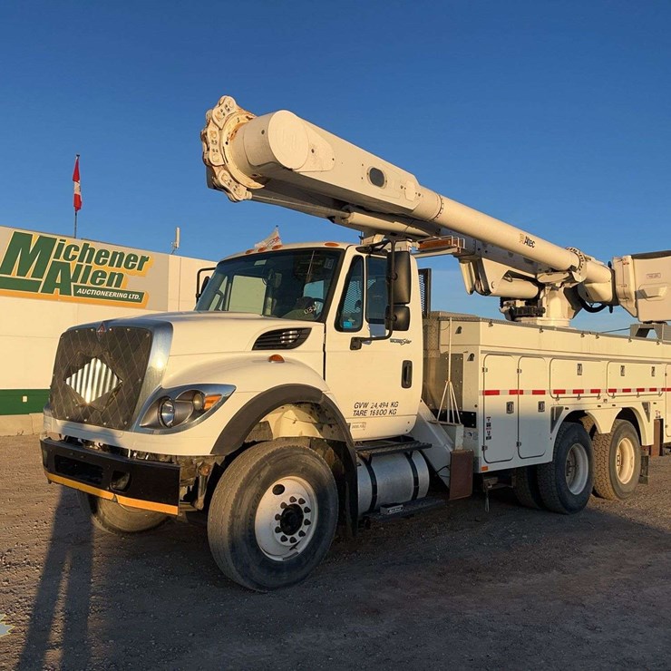 2013 INTERNATIONAL WORKSTAR 7400