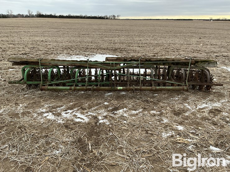 john-deere-rotary-hoe-image-2