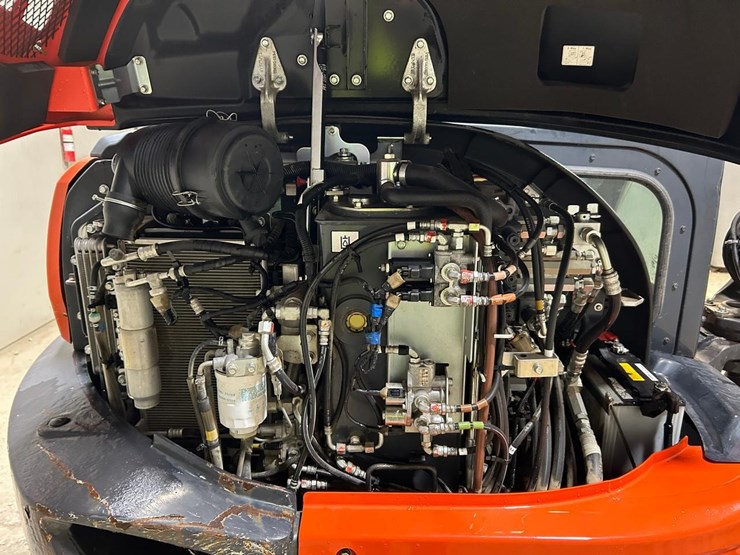 2021-kubota-kx057-4-image-14