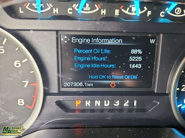 2015-ford-f150-xlt-image-18