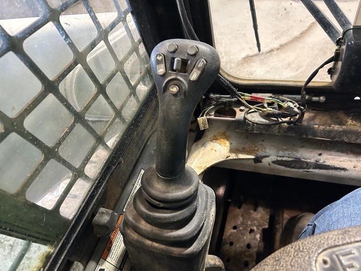 bobcat-a300-image-22