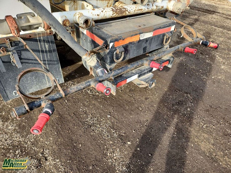 2008-international-durastar-4300-image-23