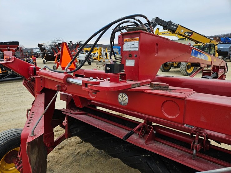 new-holland-h7450-image-24