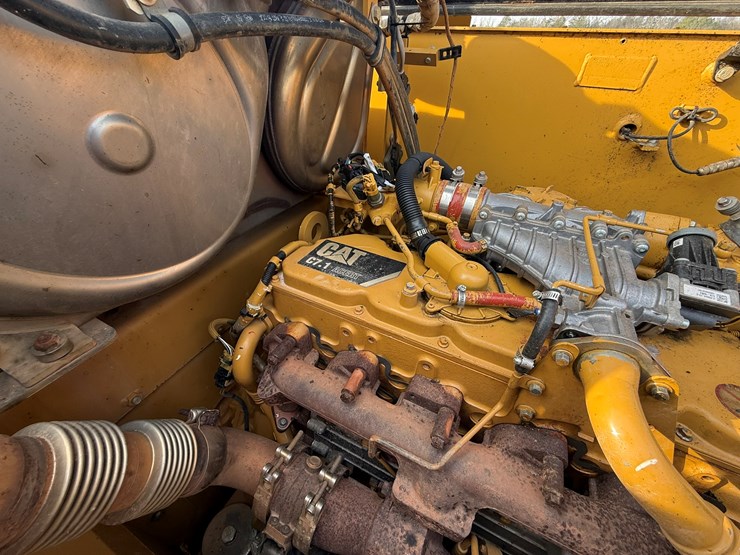 caterpillar-323fl-image-36