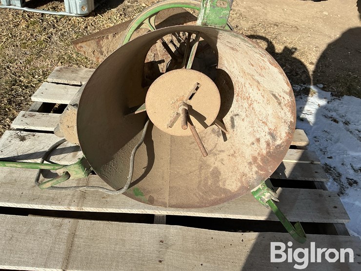 spreadway-grain-spreader-image-13