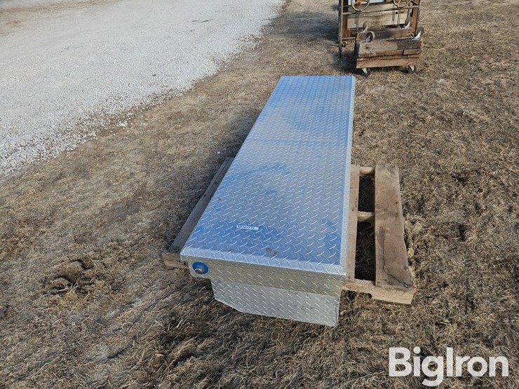 aluminum-pickup-box-toolbox-image-8