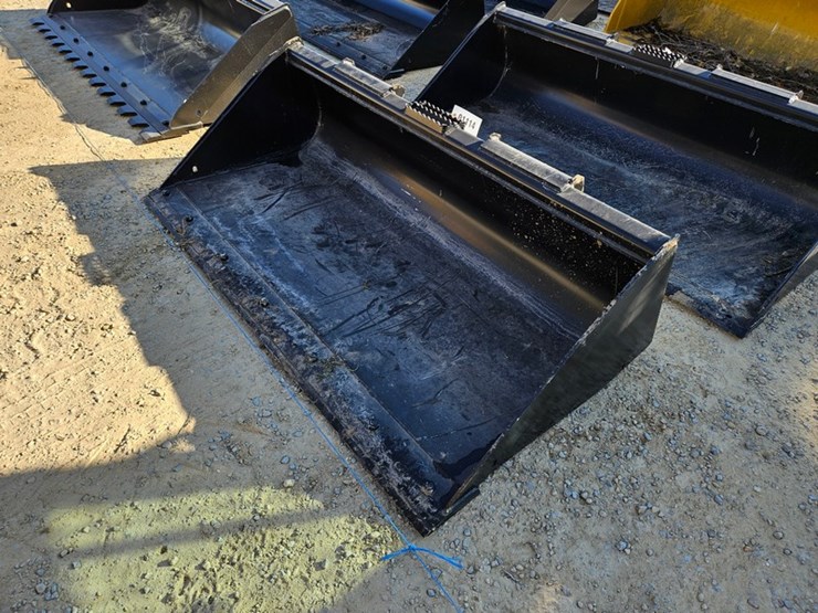 john-deere-72-image-1