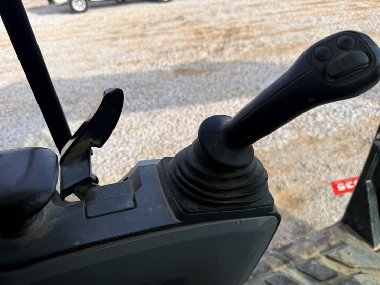 caterpillar-323fl-image-69