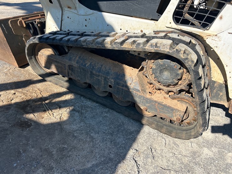 2017-bobcat-t595-image-9