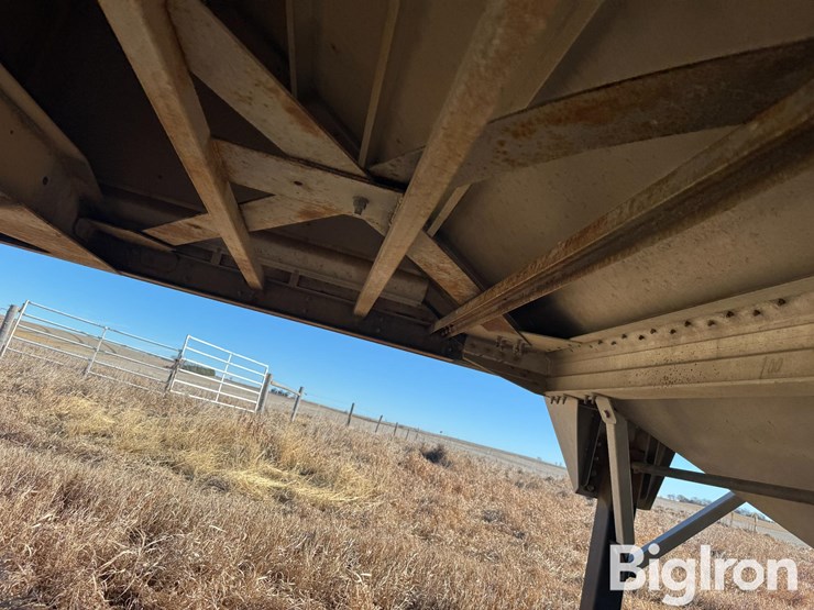 2015-timpte-grain-trailer-image-11