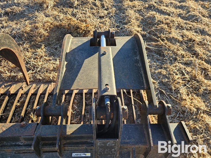 piranha-hd-dual-grapple-rock/-bruck-grapple-skid-steer-attachment-image-12