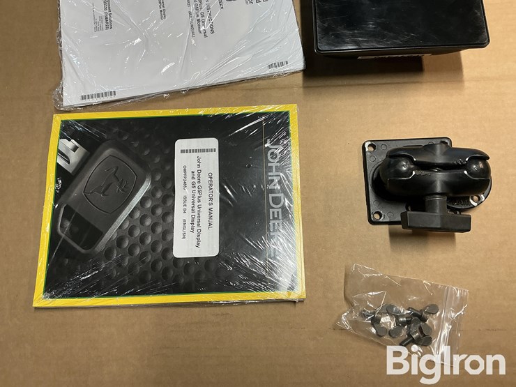 john-deere-g5-universal-display-image-10