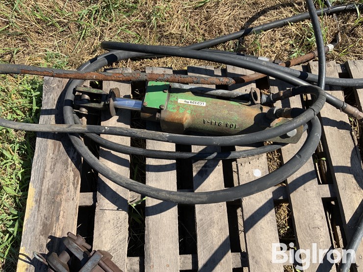 john-deere-hydraulic-cylinder-image-4